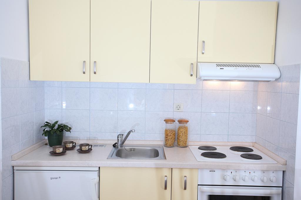 Apartment Mileta Makarska Buitenkant foto